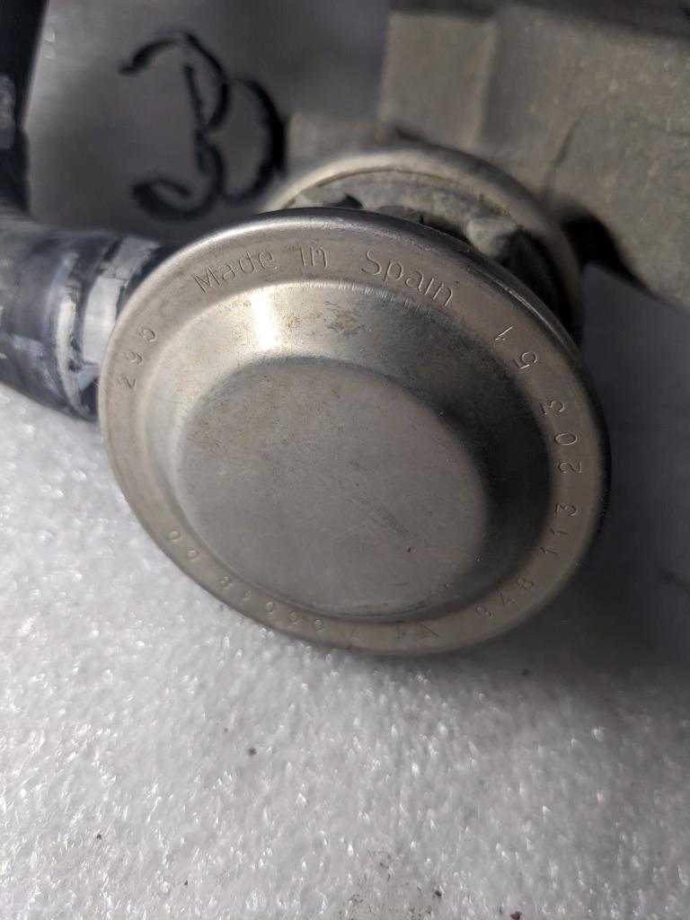 PORSCHE CAYENNE 4.5L VALVE HOUSING WITH PIPES MOUNTED 9481061514R USED R25