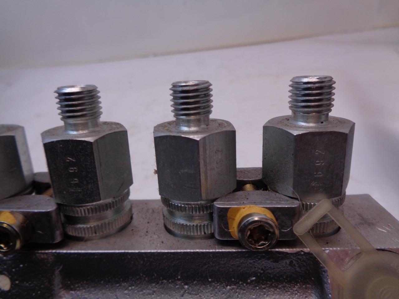 NEW GENIUNE BOSCH CUMMINS FUEL INJECTION PUMP F 000 409 236 R14