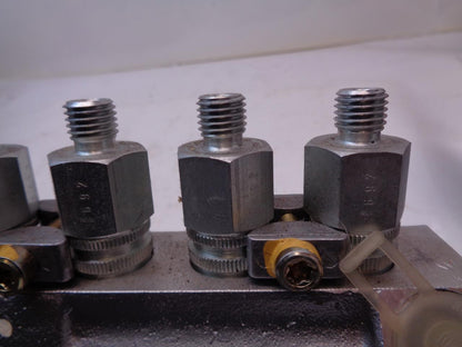 NEW GENIUNE BOSCH CUMMINS FUEL INJECTION PUMP F 000 409 236 R14