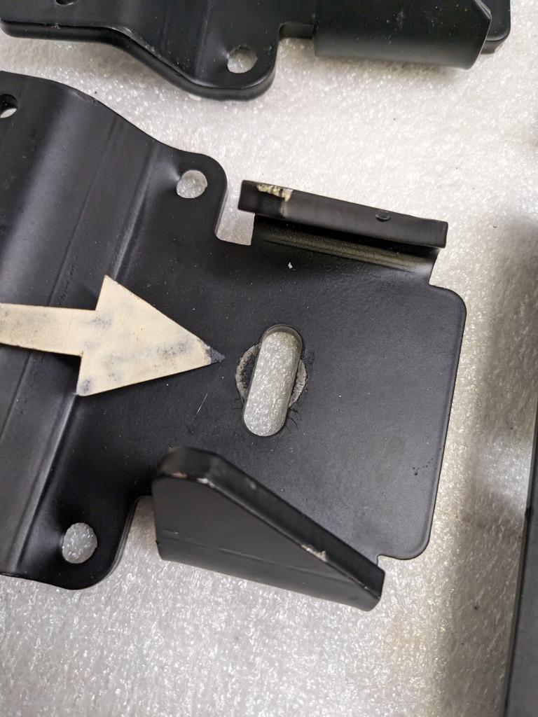 FIRESTONE 2609 RIDE-RITE REAR AIR SPRING KIT FOR 19-20 GMC SIERRA 1500 USED R34