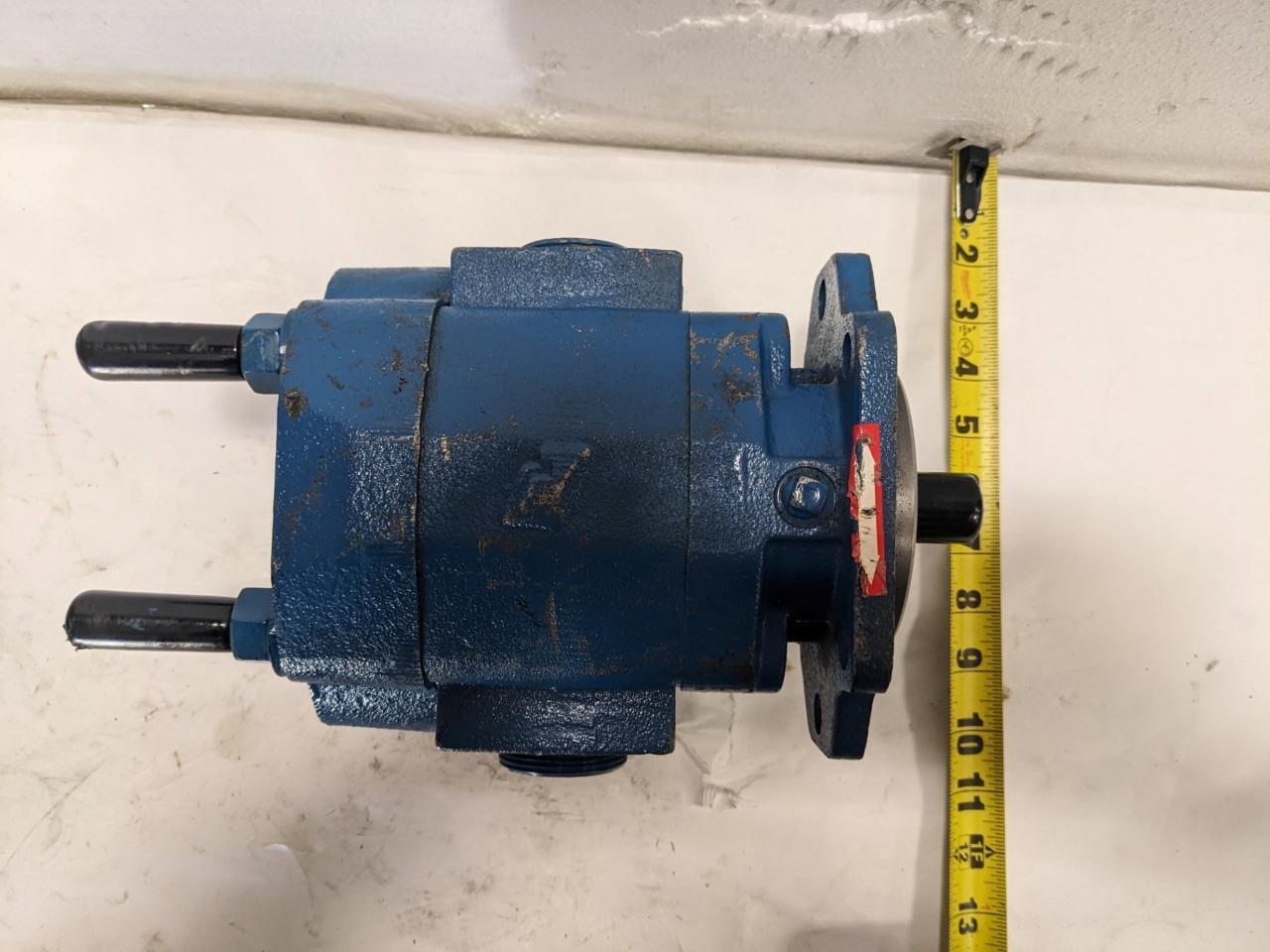 NEW Bezares USA Hydraulic Motor P5151A224AAXQ25 BSR1