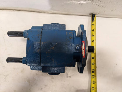 NEW Bezares USA Hydraulic Motor P5151A224AAXQ25 BSR1