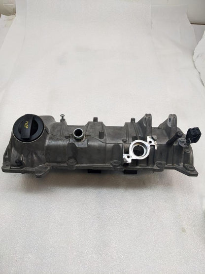PORSCHE CAYENNE 15-18 RIGHT ENGINE VALVE CYLINDER HEAD COVER 94610513545 R24