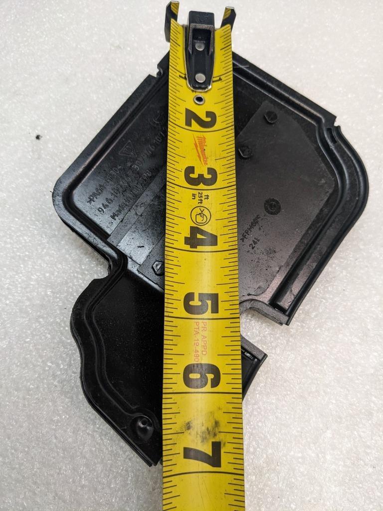 15-18 PORSCHE MACAN OIL TUB BULKHEAD 94610704230 USED R21