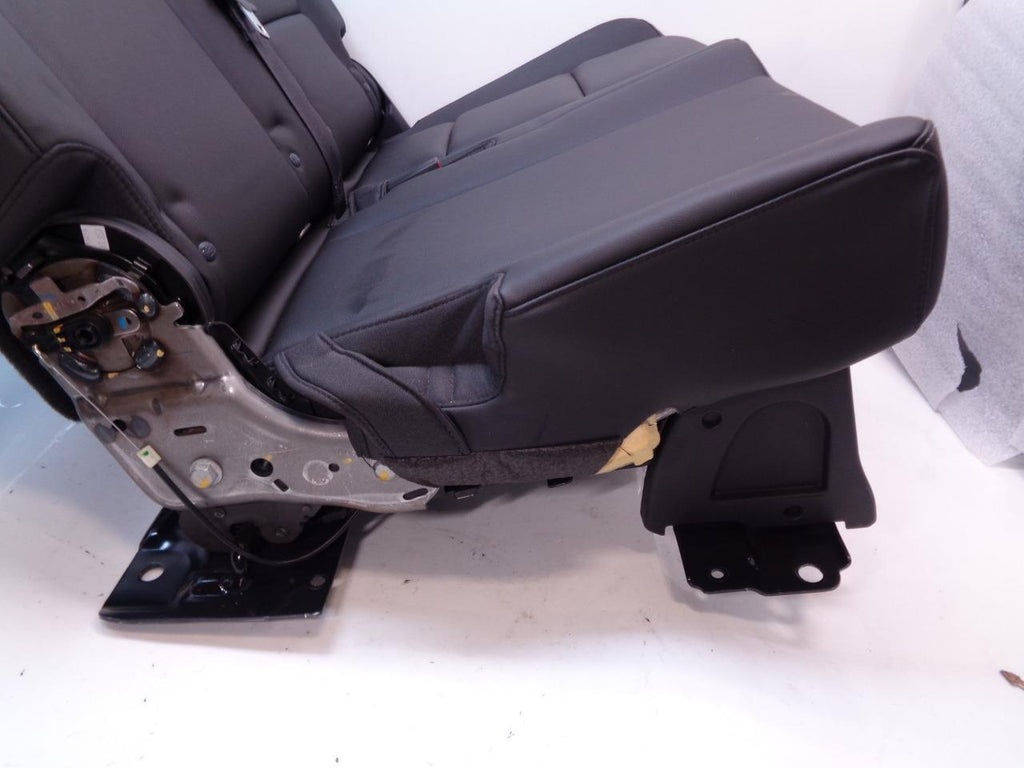 2015-2017 CHEVROLET TAHOE/YUKON 2ND ROW BENCH SEATS L0335967AD29 DTO SR