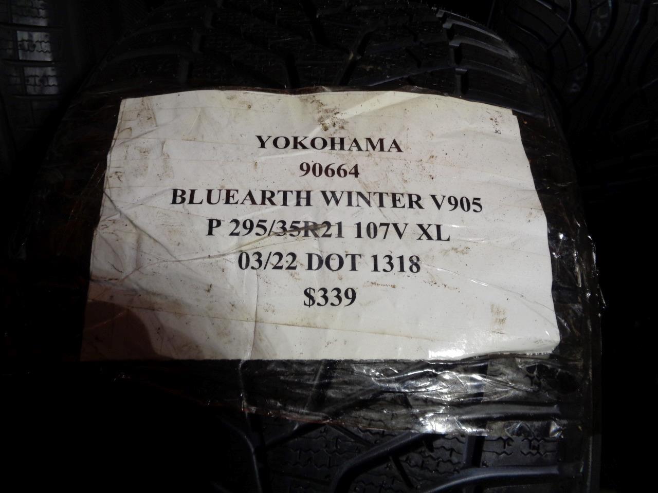 YOKOHAMA BLUEARTH WINTER V905 P 295 35 21 107V XL TIRE 90664 BQ3