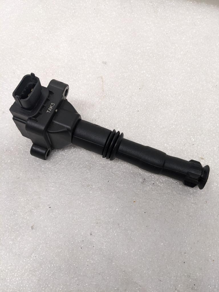 PORSCHE 99660210200 IGNITION COIL 2002-2008 PORSCHE 911 USED R20T6