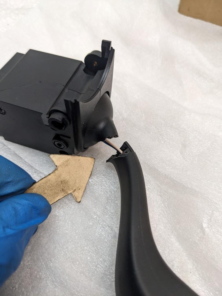 DAMAGED PORSCHE 9976132610001C CRUISE CONTROL SWITCH FOR 911/BOXSTER NEW R23