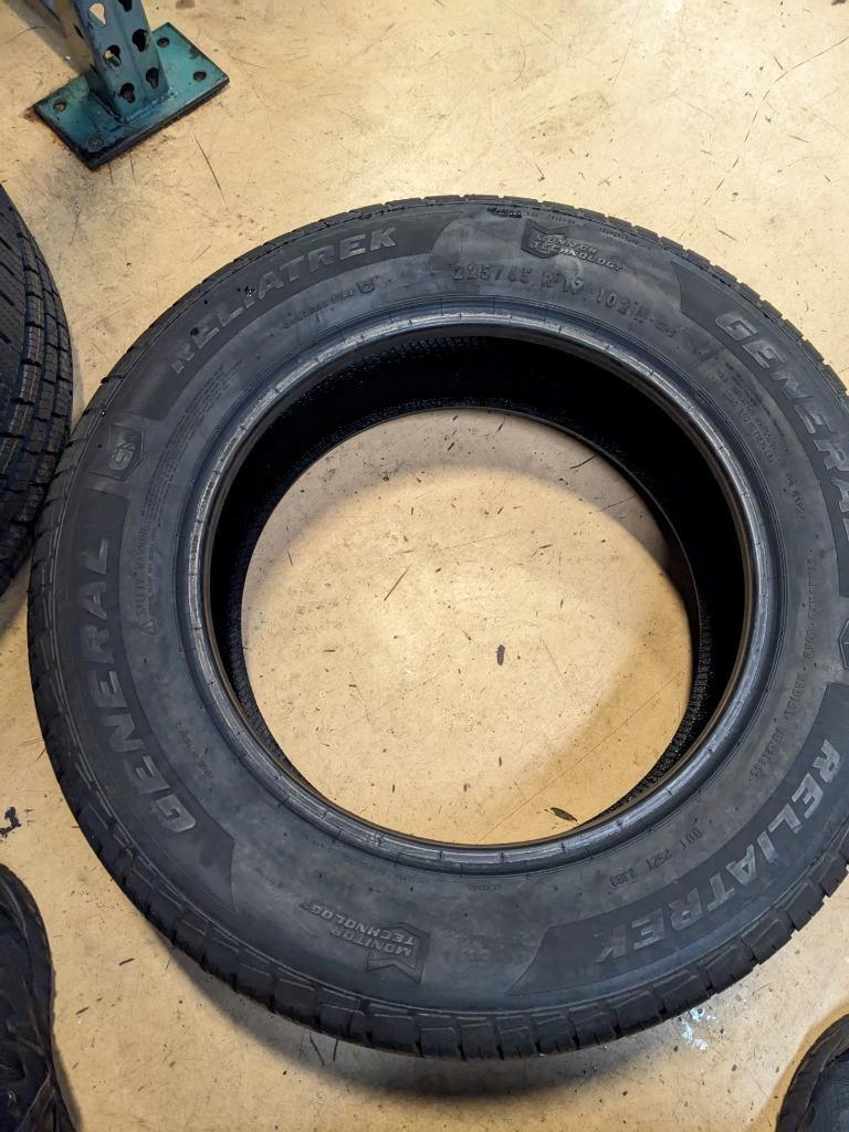 USED GENERAL RELIATREK P 255 65 17 102H SL TIRE 15545430000 CQ1