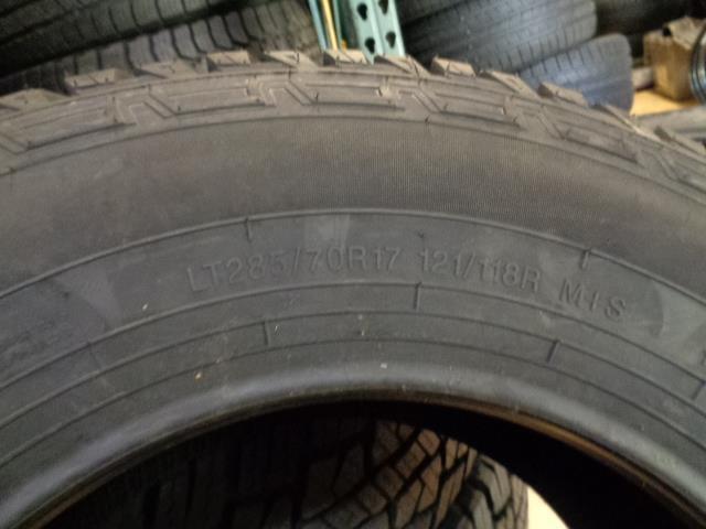 2 TRAVELSTAR ECOPATH A/T BSW LT 285 70 17 121/118S LRE 10PLY TIRES LL-LT019 BQ4