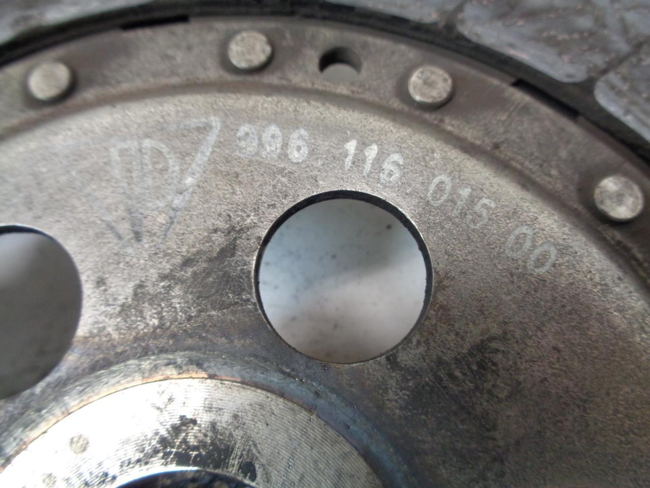 USED SACHS 3000-951-791 | 996.116.015.00 for PORSCHE 996 911 CLUTCH ASSEMBLY R24