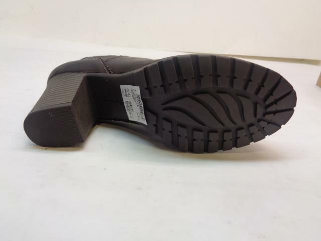 NEW CLARKS VERONA TRISH BROWN LEATHER 2 INCH HEELED BOOTS US 6.5 M SR