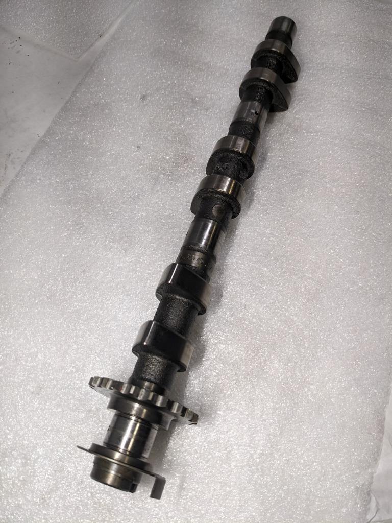 PORSCHE 911 996 (1998-2005) CAMSHAFT INTAKE (CYLINDER4-6) 996221 USED 996B.G.L.