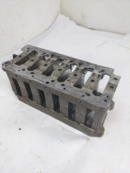 1998 PORSCHE 911 CRANKSHAFT BEARING CASE/CARRIER 9961011123R USED 996BGL2