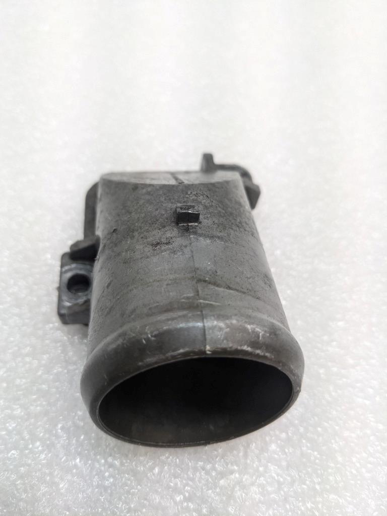 PORSCHE 996/911 BOXSTER AIR TUBE CONNECTION FITTING 9961062167R USED 996GL2T1