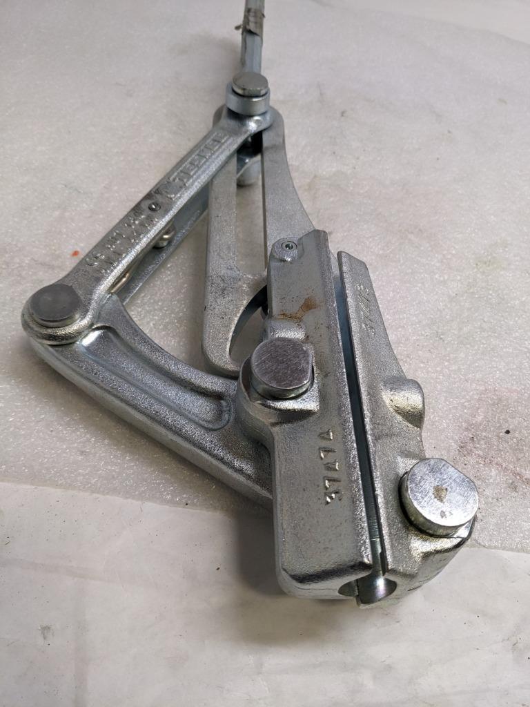 TESMEC SELF-GRIPPING CLAMP 37477 USED I1