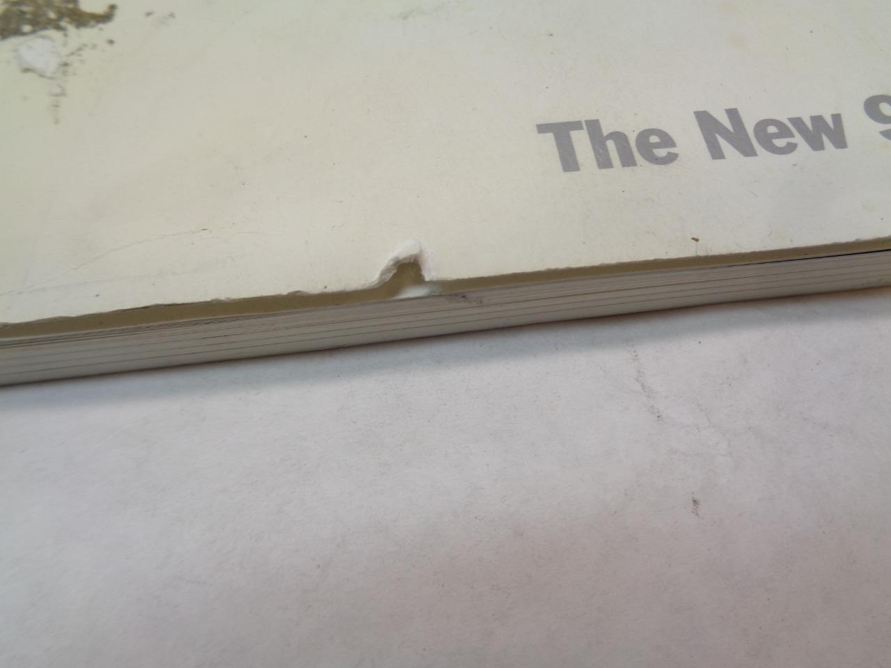 USED PORSCHE PAPERBACK BROCHURE "THE NEW 911" 2008 MKT 001 135 08 R25