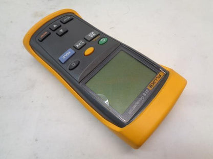 NEW  DIGITAL PROBE THERMOMETER W/ CARRYING CASE R4TB