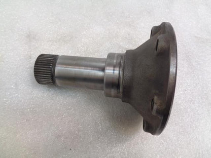 PORSCHE STUB AXLE FLANGE FOR PORSCHE 928 USED R20