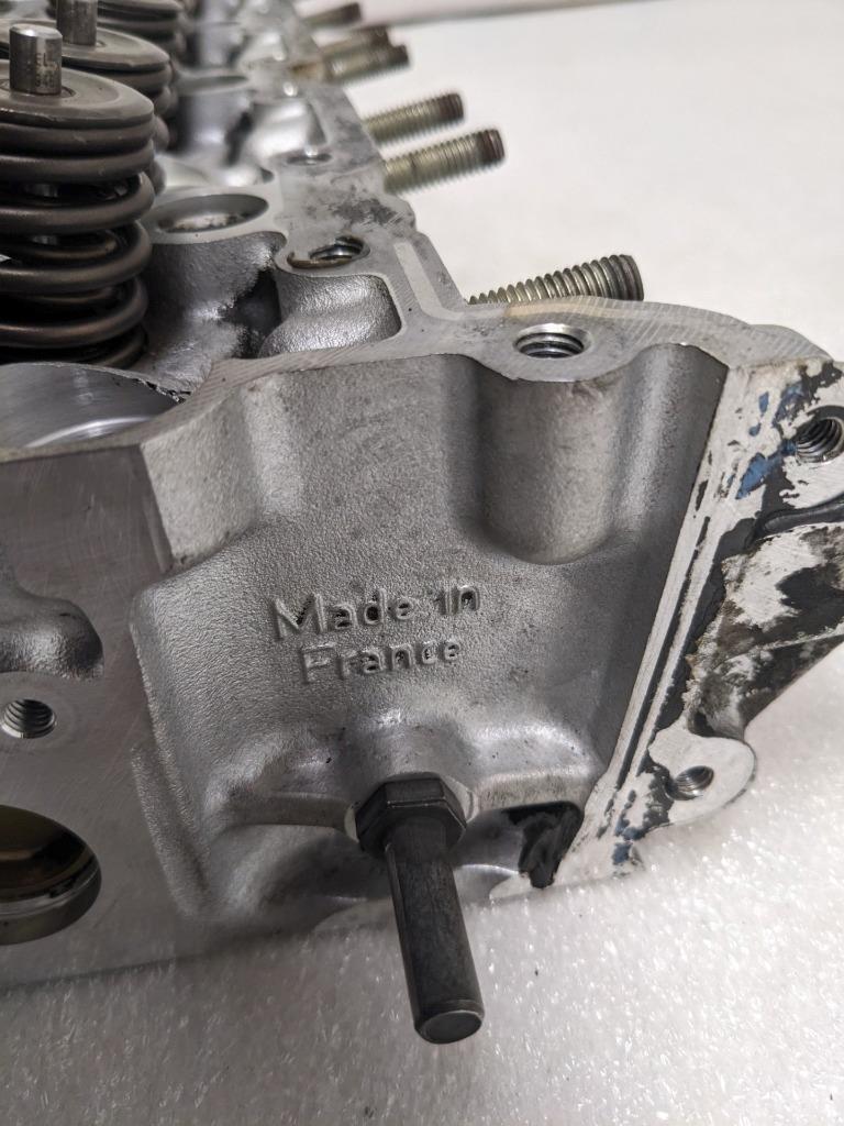 PORSCHE 948104104 LEFT ENGINE CYLINDER HEAD FOR 03-06 CAYENNE 4.5L USED #2 I2