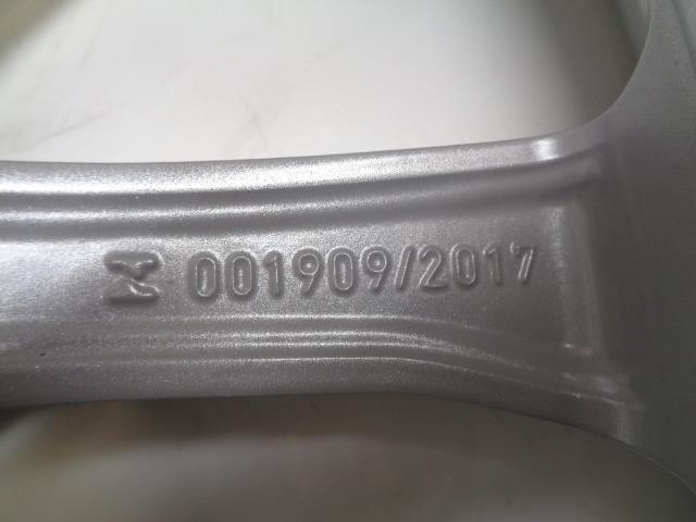 BMW OEM Wheel 2018-19 X3 Style 691 19x7.5 36 11 6 877 325 Silver NEW TAKEOFF WR