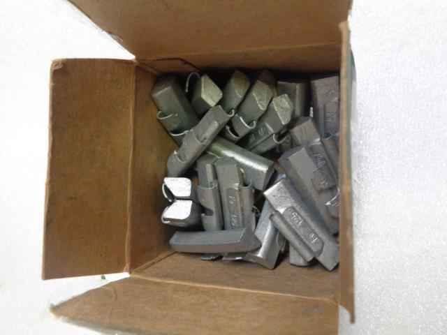 NEW MYERS TIRE SUPPLY 1.25LB CLIP-ON WHEEL WEIGHTS 55-069 R5TA