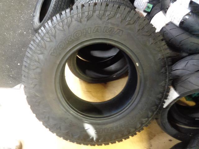 NOS YOKOHAMA GEOLANDER X-AT LT 35 12.50 18 128Q 12PLY LRF TIRE 110116010 CQ2