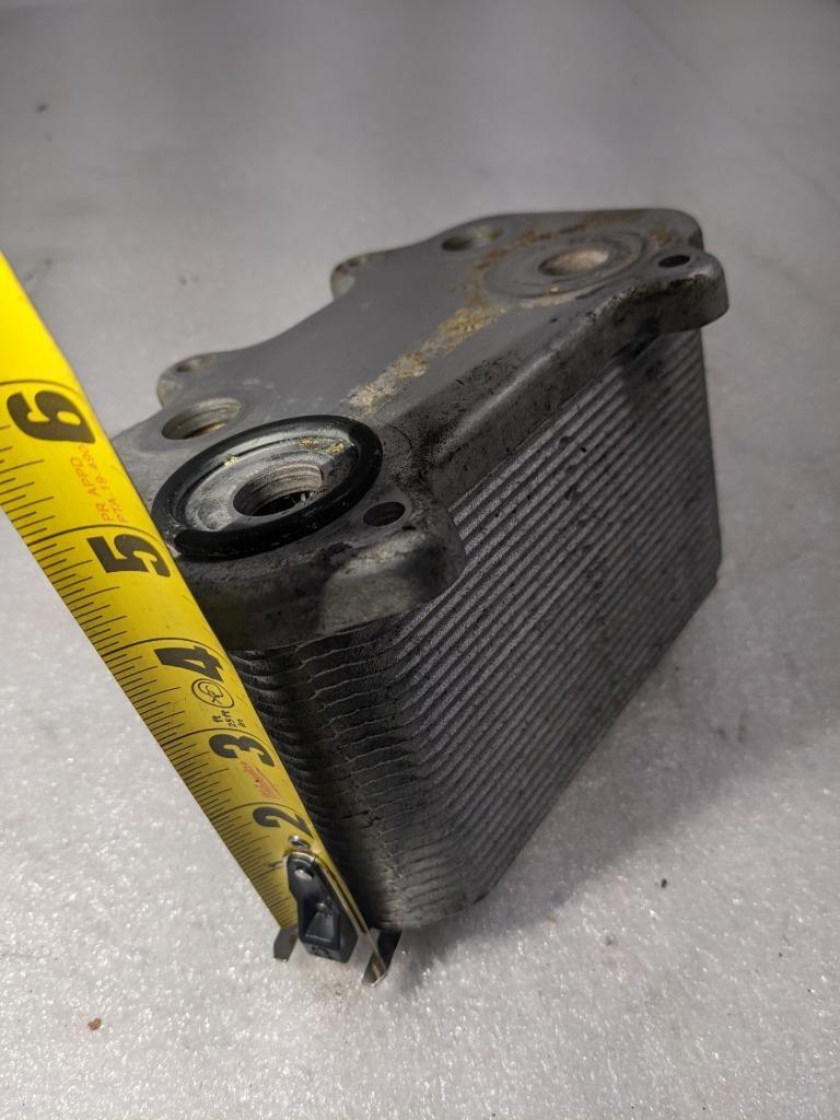 PORSCHE 911 OIL COOLER/RESERVIOR 99610702557 USED 996B.G.L.