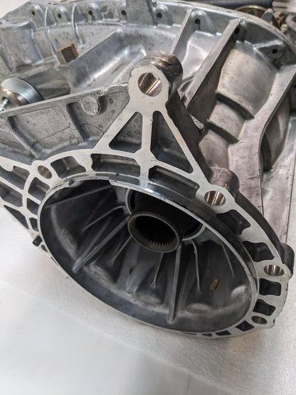 DAMAGED FORD GC347A195GA MANUAL SHIFT TRANSFER CASE ASSEMBLY FOR F350SD NEW B2