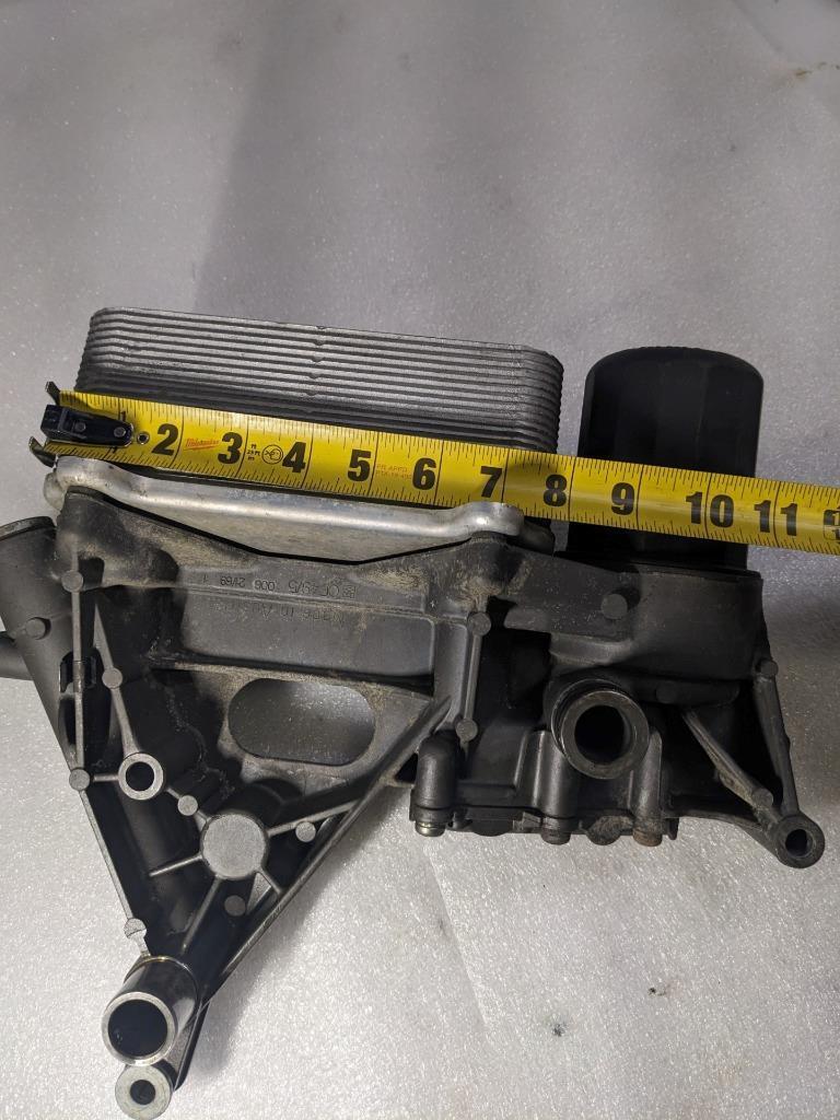 PORSCHE CAYENNE 4.5L V8 ENGINE OIL FILTER HOUSING BRACKET 94810720203 USED R20