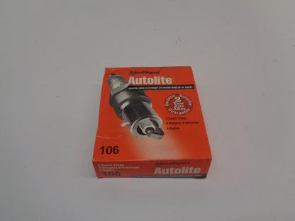 BRAND NEW FORD SATURN CHEVY BUICK AUTOLITE COPPER CORE SPARK PLUGS 106 4PACK R13