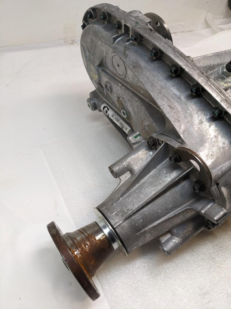 DAMAGED FORD GC347A195GA MANUAL SHIFT TRANSFER CASE ASSEMBLY FOR F350SD NEW B2