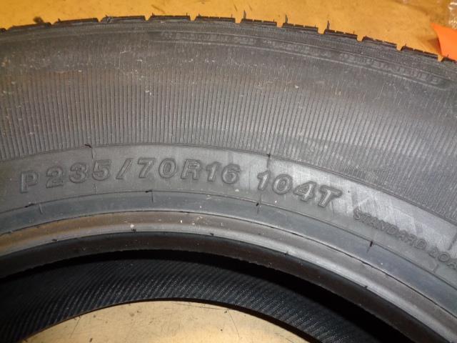 1 YOKOHAMA GEOLANDAR HT G056 OWL 235 70 16 104T SL TIRE 110105602