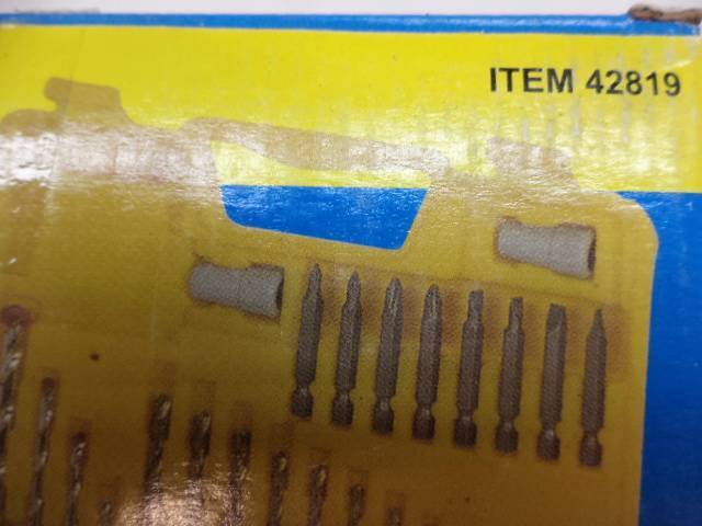 NEW DRILL MASTER 53 PIECE TITANIUM DRILL BIT AND ACCESSORY KIT 42819 R29