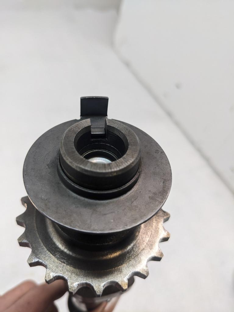 PORSCHE 996 BOXSTER CAMSHAFT 21-SPLINE 99622187002 USED 996B.G.L.2T1