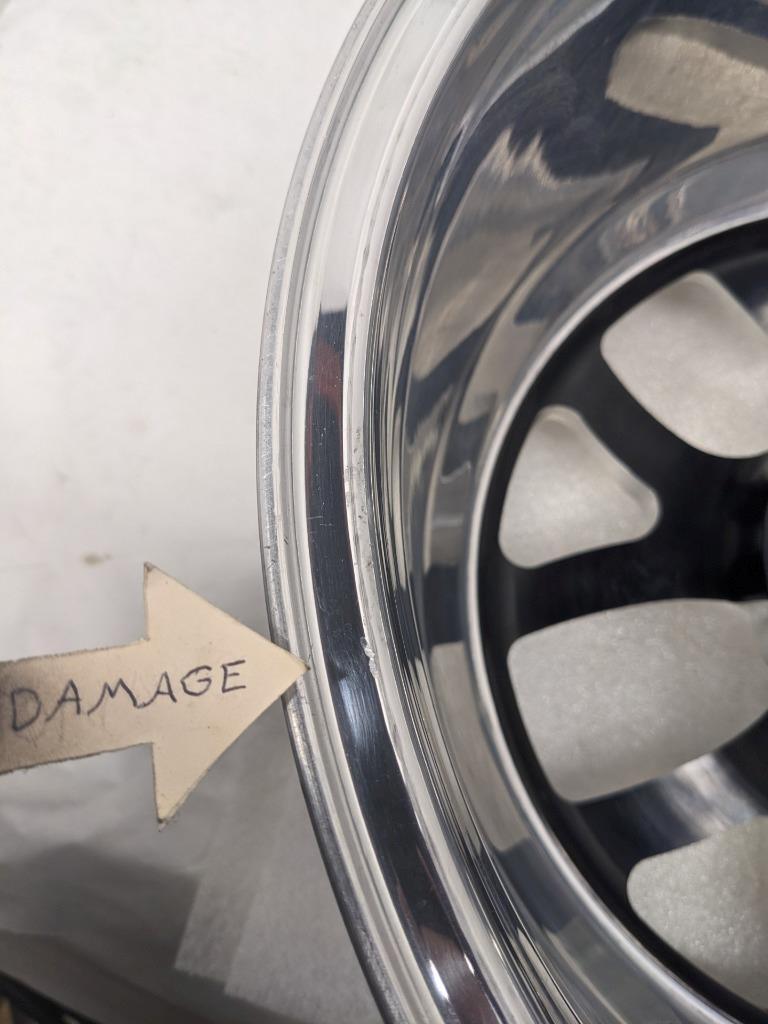 1 WELD RACING 76HB7100W67A WHEEL RT-S S76 FORGED ALUMINUM BLACK 17X10 USED B2