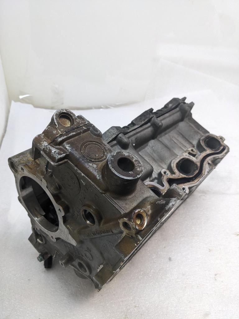 PORSCHE 911/996 CYLINDER HEAD ASSEMBLY W COVER 9961046710R #3 SR:5146 996BGL2