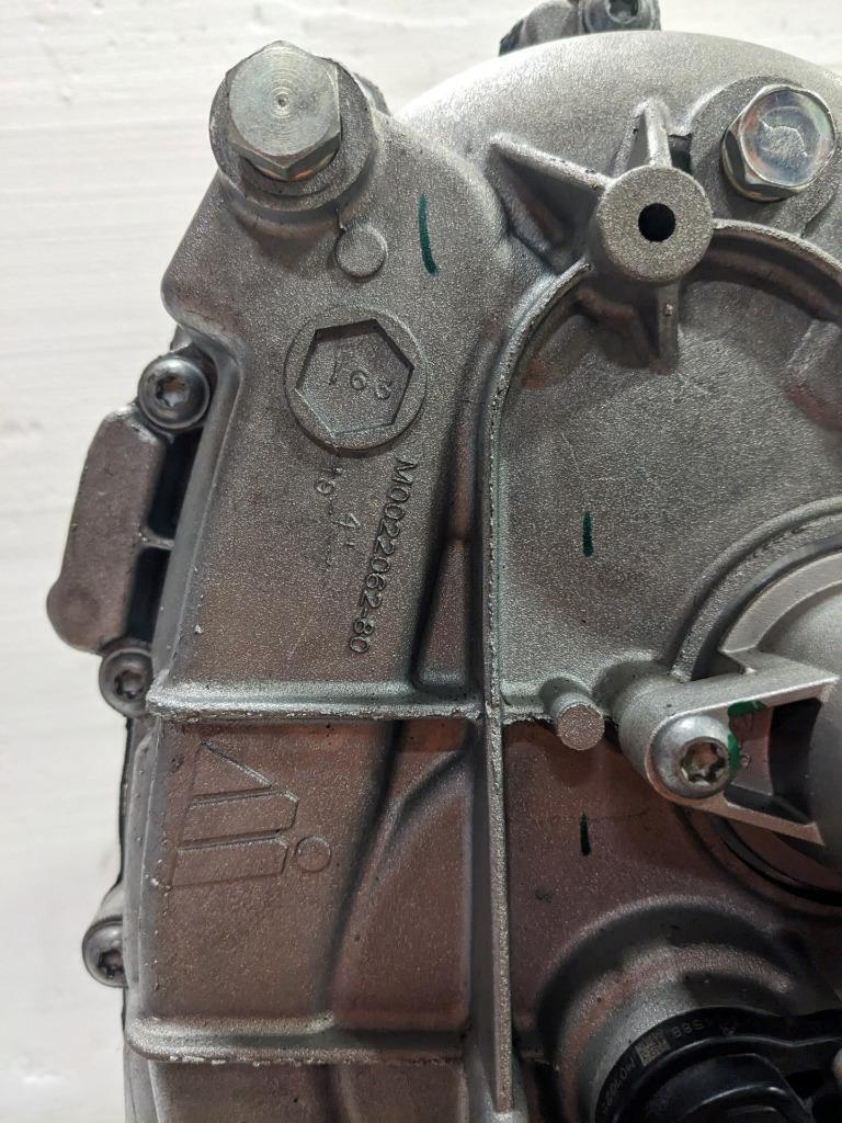 GM Transfer Case Assembly 84605821 NEW GENUINE BSRG3