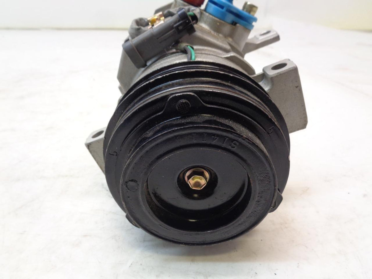 REMANUFACTURED 4 SEASONS 77363 AC COMPRESSOR 2002 CADILLAC ESCALADE 5.3L R1