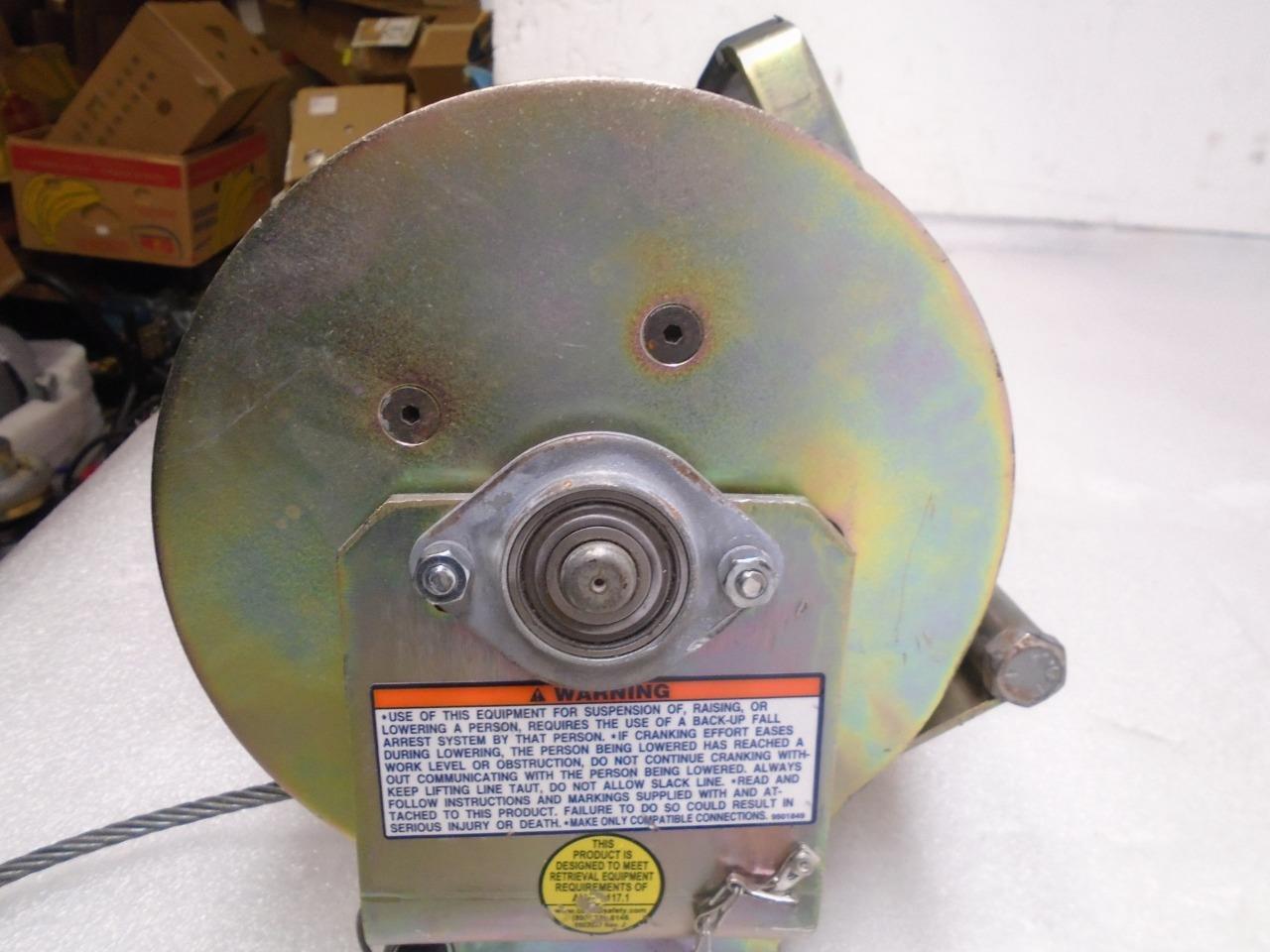 DBI-SALA SALALIFT WINCH 60'x1/4" STAINLESS STEEL ROPE 8101000 USED H2