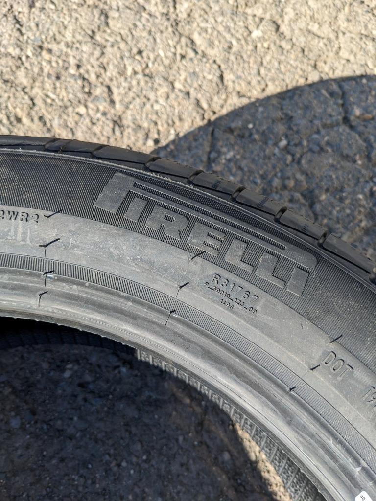 2 PIRELLI CINTURATO P7 (*) BMW MERCEDES RSC  P 245 45 18 100H XL TIRES 2477900