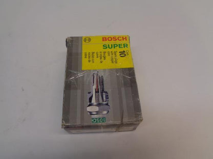 BRAND NEW BOSCH SUPER SPARK PLUG OLDSMOBILE PONTIAC BUICK 10 PACK 7520 R13T5