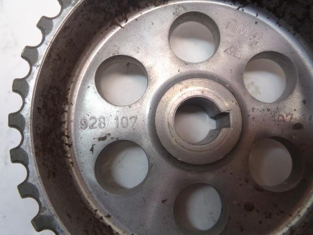 1 USED GENUINE PORSCHE 928 83-84 ENGINE OIL PUMP GEAR 928 107 107 10 R20T8