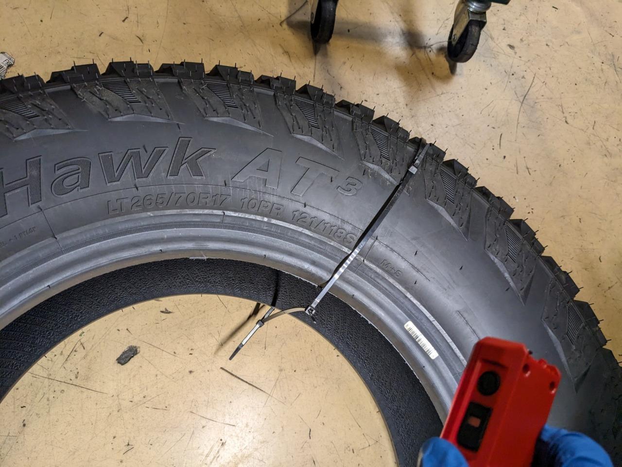 ACHILLES DESERT HAWK AT3 LT 265 65 17 121/118S LRE 10PLY TIRE MA80082 CQ3