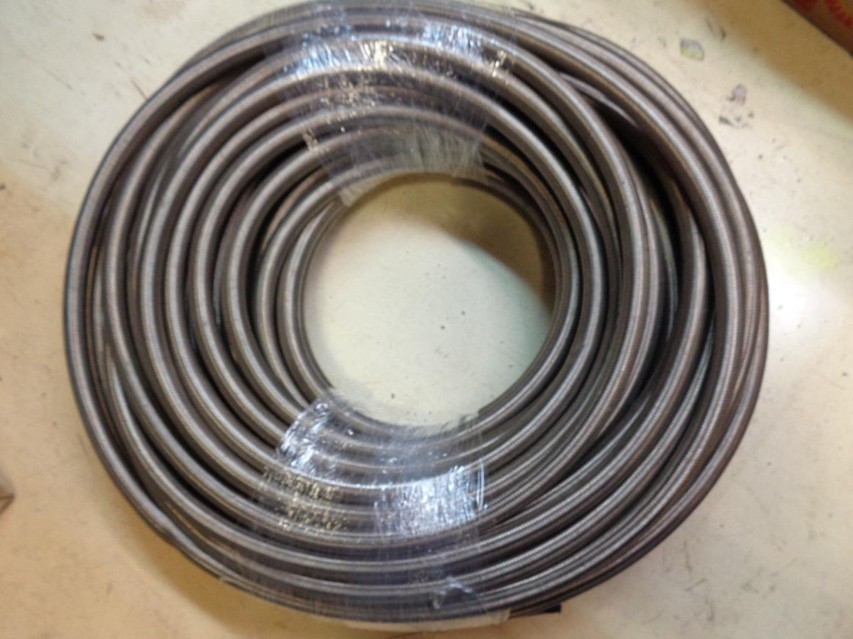 NEW UNBRANDED BRAIDED HOSE 1" (O.D) APPROXIMATELY 200 FEET R3
