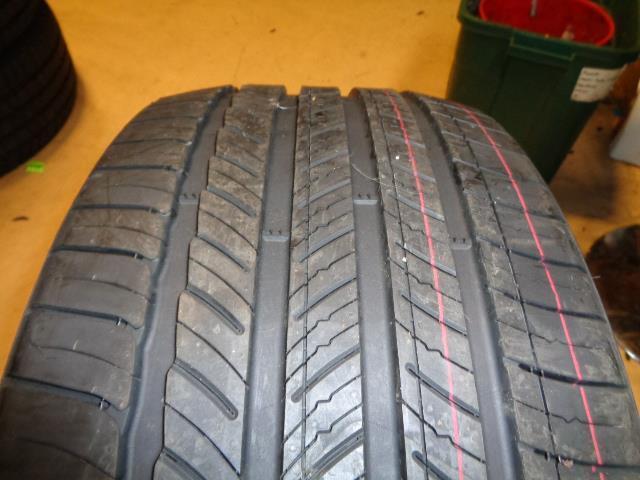 MICHELIN PRIMACY TOUR A/S (GOE) (FOAM) P 275 40 20 106Y XL TIRE 00810 BQ4