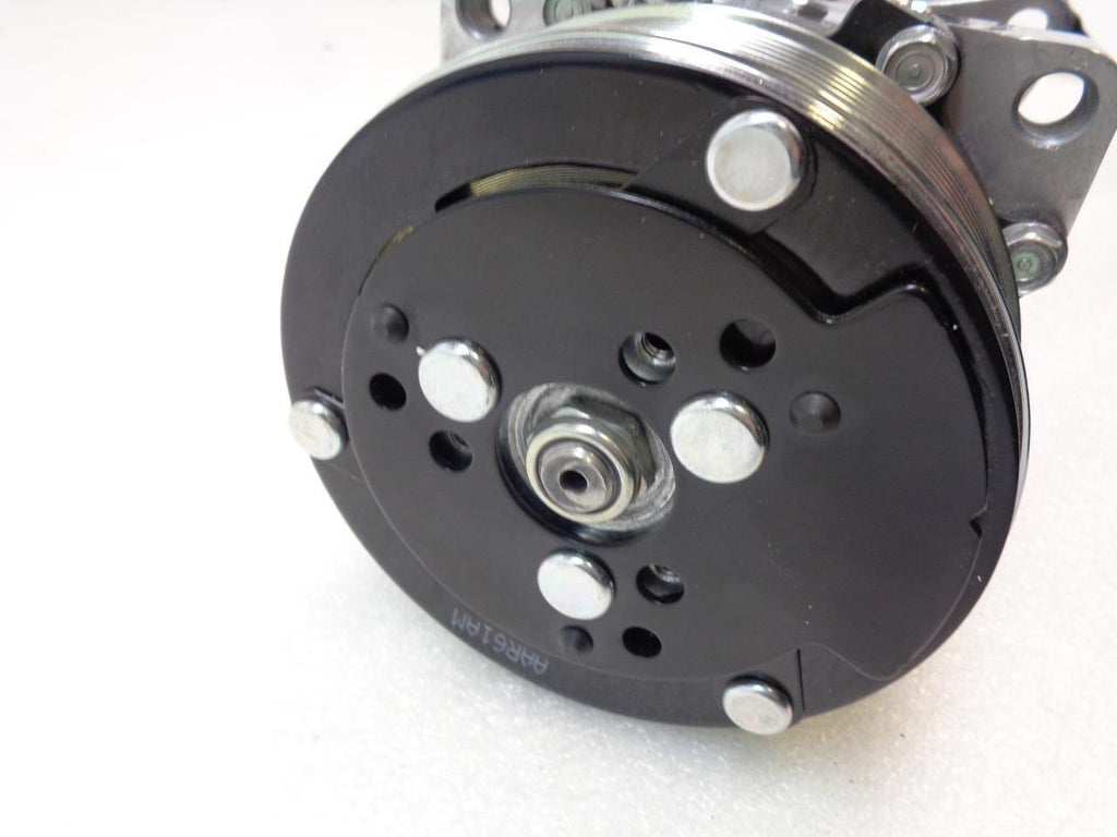 NEW SANDEN S135 AC COMPRESSOR (UNKNOWN FITMENT, SEE DESC) R2