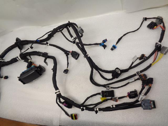 POLARIS 2416636 HARN-CHASSIS FOR 2023 POLARIS RZR T 96X74 USED R 16