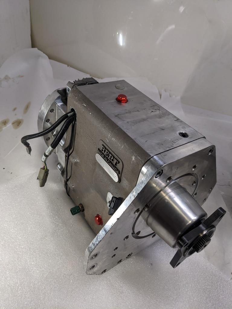 BERT HEAVY DUTY STAINLESS STEEL TRANSMISSSION B6192 P1060773 31-SPLINE USED B2