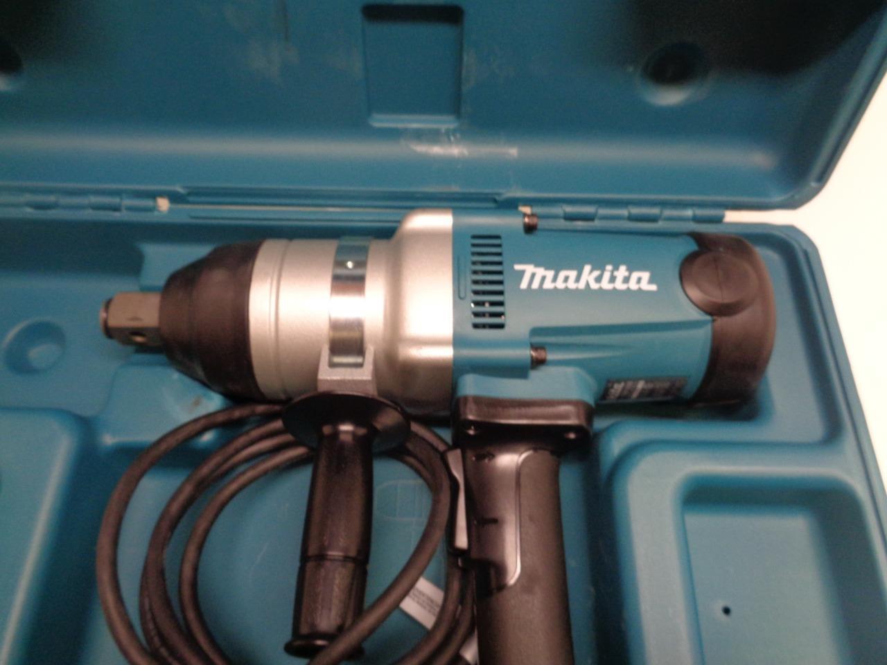 NEW MAKITA TW1000 IMPACT WRENCH 120 VAC 12A 1" 738LB/FT TORQUE MAX BSR35